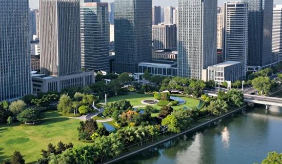 ���ٹ�·�������ܱ߿������վ �ƶ���ͨ����̬����Э����չ